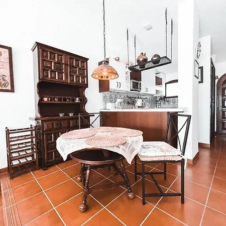 Charming Spanish Style Bungalow, Bbq,wf,terrace Mir09 Costa Adeje (Tenerife)