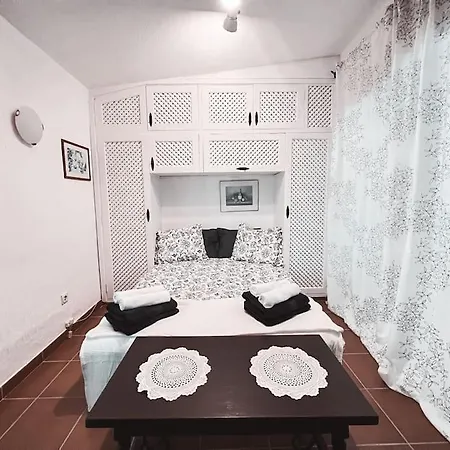 Charming Spanish Style Bungalow, Bbq,wf,terrace Mir09 Apartment *