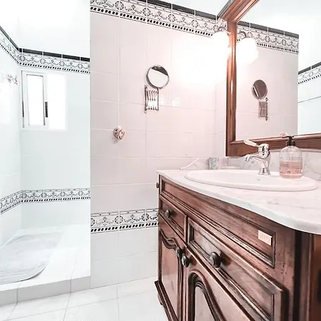 Apartment Charming Spanish Style Bungalow, Bbq,wf,terrace Mir09 Costa Adeje (Tenerife)