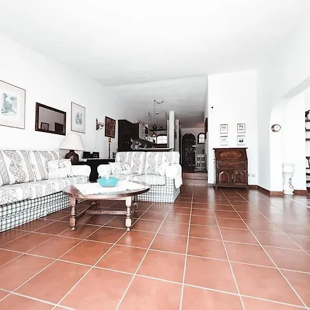 Charming Spanish Style Bungalow, Bbq,wf,terrace Mir09 Apartment *