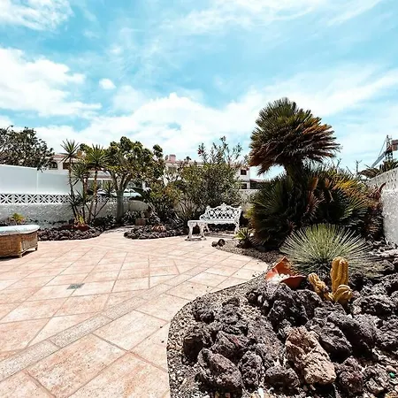 Charming Spanish Style Bungalow, Bbq,wf,terrace Mir09 *