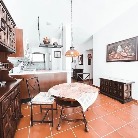 Charming Spanish Style Bungalow, Bbq,wf,terrace Mir09 Apartment *