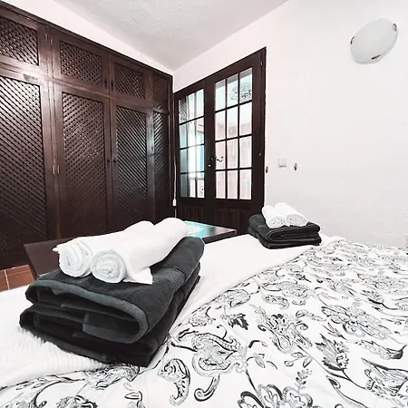 Charming Spanish Style Bungalow, Bbq,wf,terrace Mir09 Apartament Costa Adeje (Tenerife)