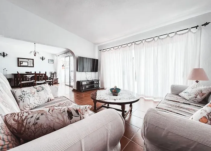 Apartment Charming Spanish Style Bungalow, Bbq,wf,terrace Mir09 Costa Adeje (Tenerife)