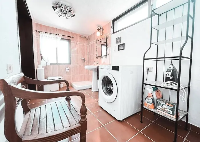 Charming Spanish Style Bungalow, Bbq,wf,terrace Mir09 Apartament