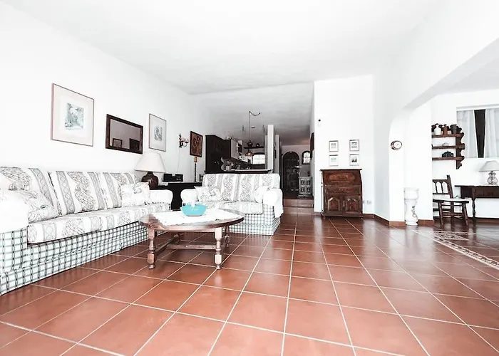 Charming Spanish Style Bungalow, Bbq,wf,terrace Mir09 Apartment *