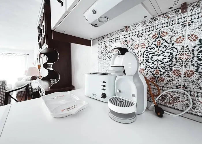 Apartment Charming Spanish Style Bungalow, Bbq,wf,terrace Mir09 *